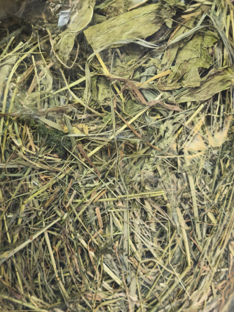 Samfarm Herbal Hay 1.2kg Samfarm Herbal Hay 1.2kg