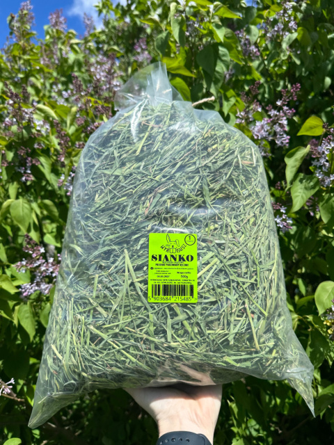Wyrwisusz Sianko 1 pokos 500g - siano dla królika, świnki morskiej, szynszyli Wyrwisusz Sianko 1 pokos 500g - siano dla królika, świnki morskiej, szynszyli